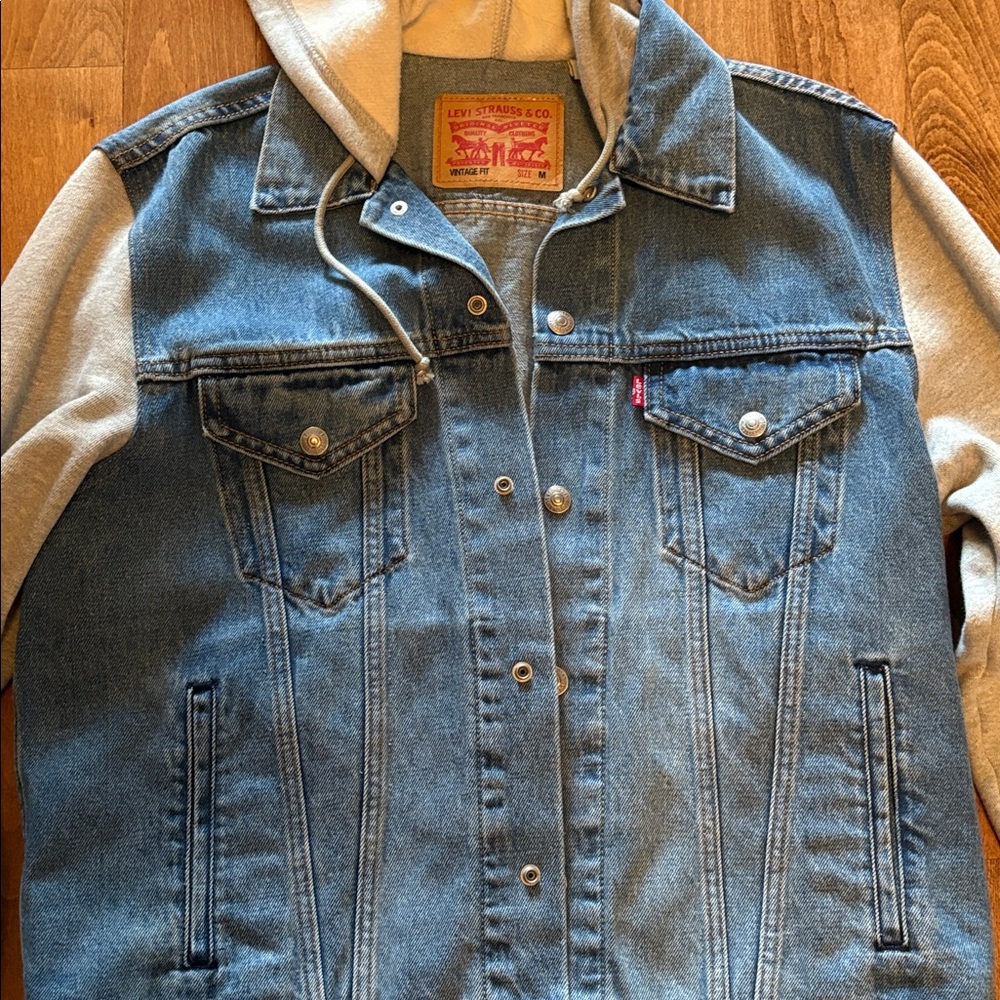 NEW! Levi's Vintage Fit Denim Jacket HYBRID HOODED TRUCKER JACKET Medium - Picture 3 of 7
